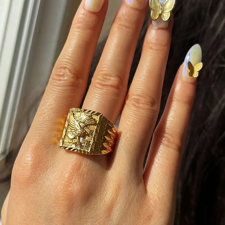 18k gold eagle ring - resizable / Gold