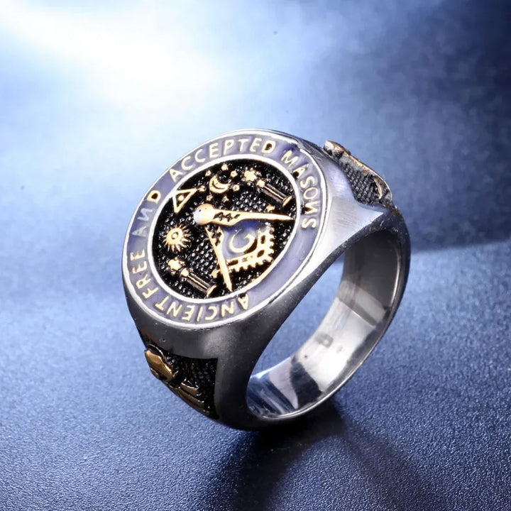 Vintage Masonic Ring